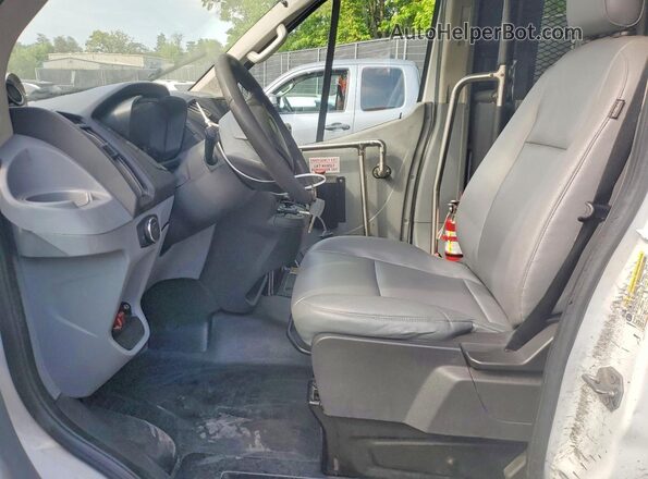 1FTBW2XM3HKB38837 2017 FORD TRANSIT White Widok wnętrza z przodu