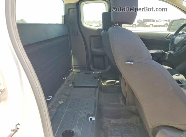 1FTER1EH1MLD85296 2021 FORD RANGER White Widok tylnych siedzeń