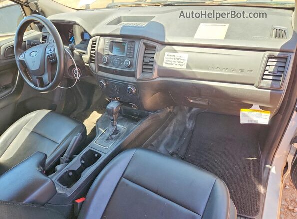 1FTER1EH3MLD76034 2021 FORD RANGER White Widok deski rozdzielczej