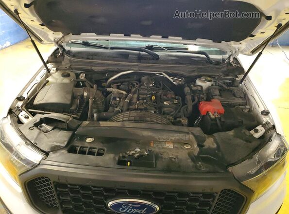 1FTER1EH6LLA34320 2020 FORD RANGER White Widok wnętrza z tyłu