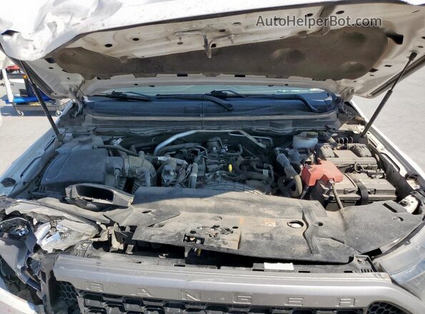 1FTER1FH8KLB16949 2019 FORD RANGER White Rear interior view
