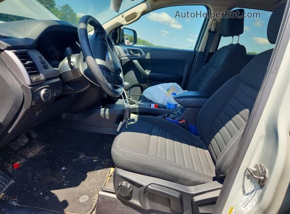 1FTER4EH4MLD64458 2021 FORD RANGER Gray Widok wnętrza z przodu