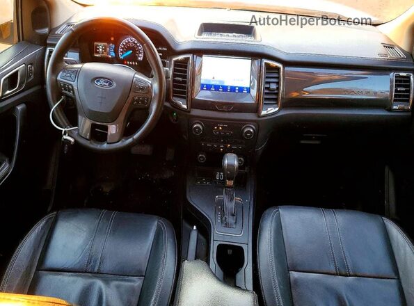 1FTER4EH6LLA25800 2020 FORD RANGER White Widok deski rozdzielczej