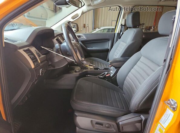 1FTER4FH1MLD48670 2021 FORD RANGER Yellow Widok wnętrza z przodu