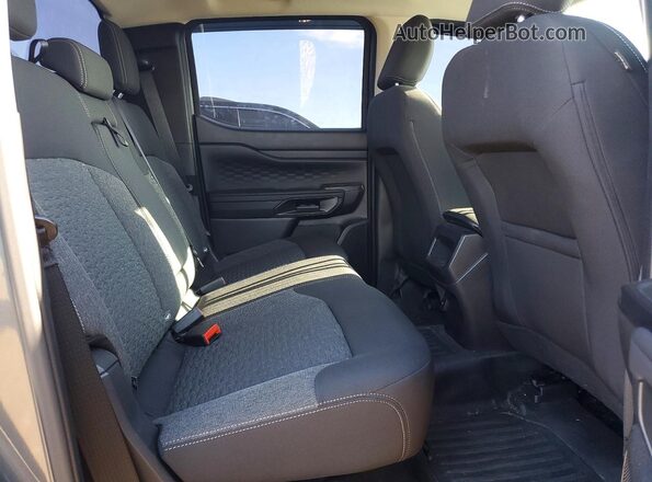 1FTER4PH3RLE52051 2024 FORD RANGER Gray Widok tylnych siedzeń