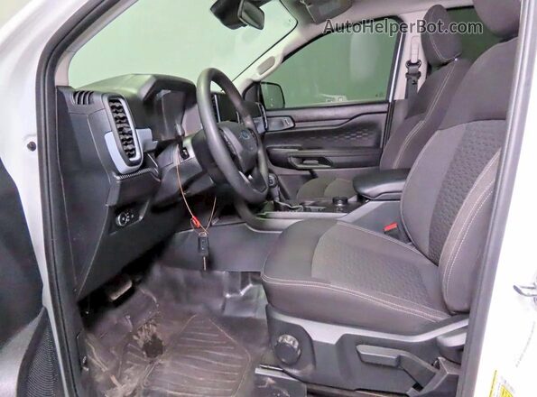 1FTER4PH9RLE64351 2024 FORD RANGER Белый Вид щитка приборов