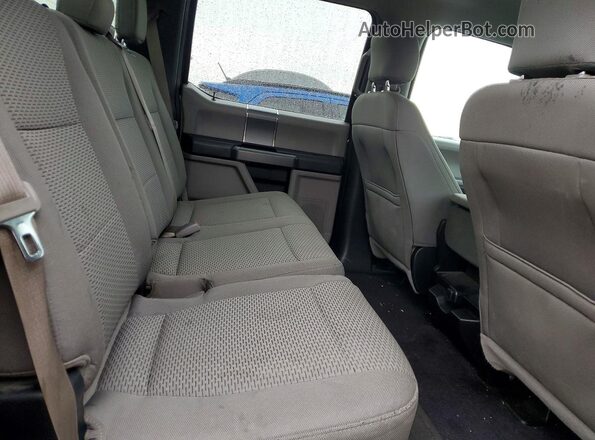 1FTEW1CF1HKC05255 2017 FORD F150 Gray Vista de los asientos traseros