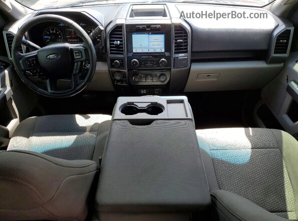 1FTEW1CP4HFB06236 2017 FORD F150 Красный Вид панели приборов