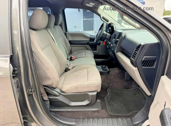 1FTEW1CP9GKF90720 2016 FORD F150 Gray Widok wnętrza z przodu