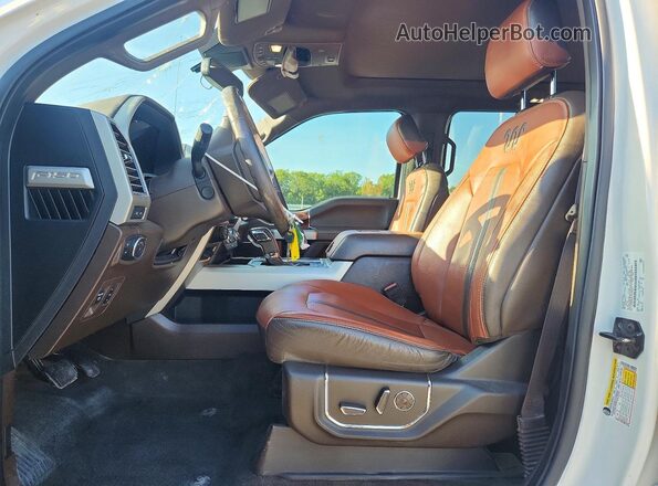 1FTEW1E52JFC28028 2018 FORD F150 Two Tone Vista interior delantera