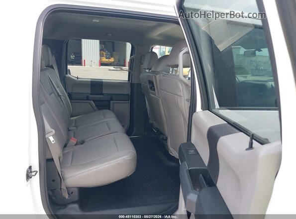 1FTEW1E52JFD05108 2018 FORD F150 White Widok naklejki z numerem VIN