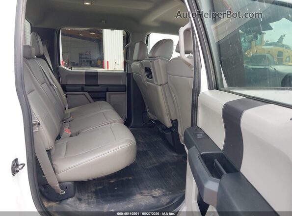 1FTEW1E53JFD05103 2018 FORD F150 White Widok naklejki z numerem VIN