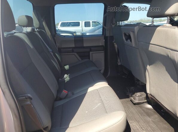 1FTEW1E82HFC50857 2017 FORD F150 Серебряный Вид задних сидений