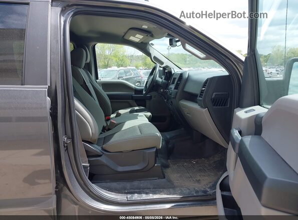1FTEW1EB9LKE13368 2020 FORD F150 Серый Вид салона спереди