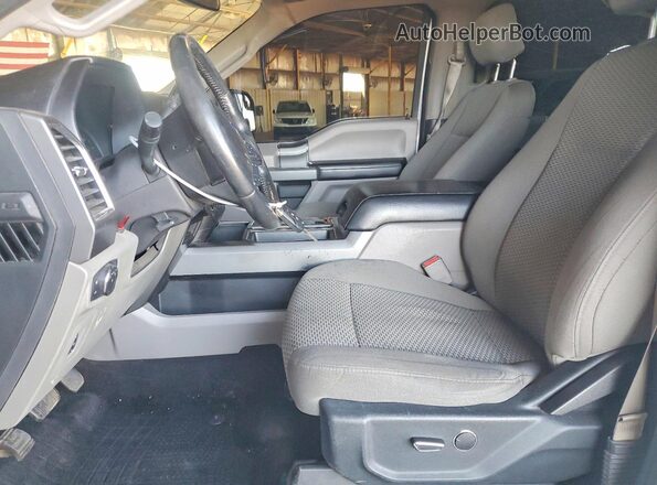 1FTEW1EF1HKC04832 2017 FORD F150 Белый Вид салона спереди