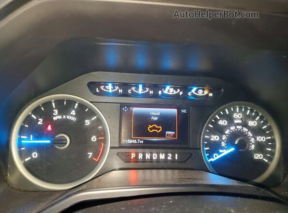 1FTEW1EF1HKC04832 2017 FORD F150 Белый Вид щитка приборов