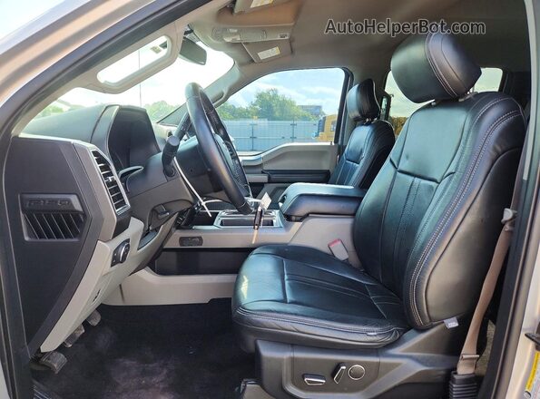 1FTEW1EG2HFA93922 2017 FORD F150 Серебряный Вид салона спереди