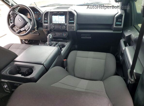 1FTEW1EG2HFB20925 2017 FORD F150 Белый Вид панели приборов
