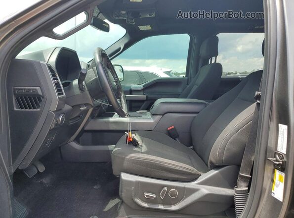 1FTEW1EG2HKC90063 2017 FORD F150 Серый Вид салона спереди