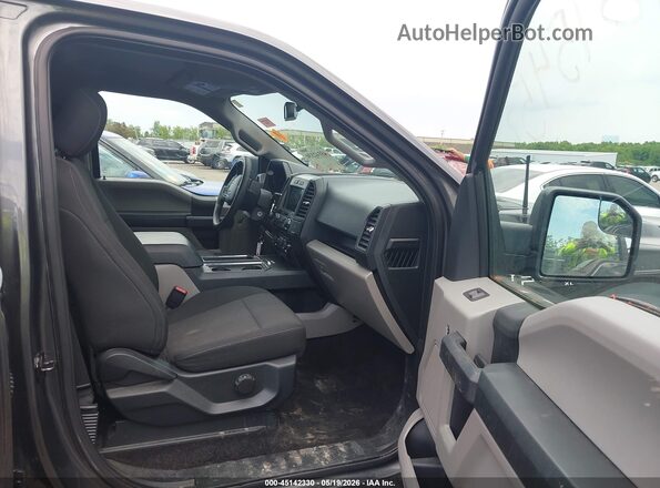 1FTEW1EP3HFC84104 2017 FORD F150 Gray Widok wnętrza z przodu