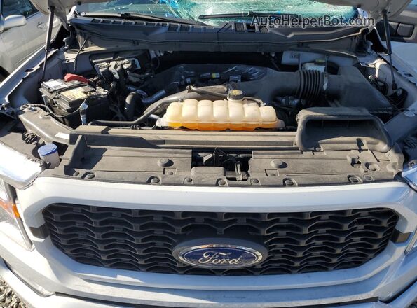 1FTEW1EP3NKD97568 2022 FORD F150 White Widok wnętrza z tyłu