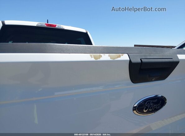 1FTEW1EP8JKF08500 2018 FORD F150 Белый Вид щитка приборов