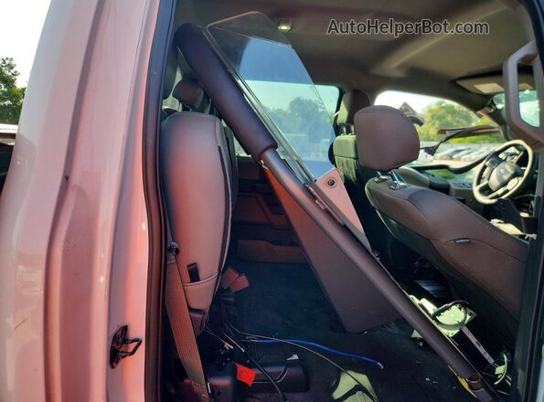 1FTEW1P45LKF04944 2020 FORD F150 Белый Вид задних сидений
