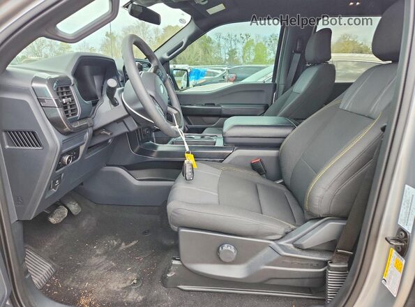 1FTEW2KP1RKD91669 2024 FORD F150 Серебряный Вид салона спереди