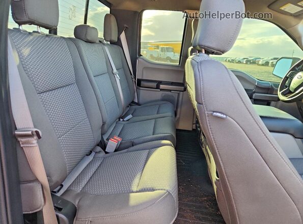 1FTEX1C4XKKF26729 2019 FORD F150 Silver Հետևի նստատեղերի տեսք