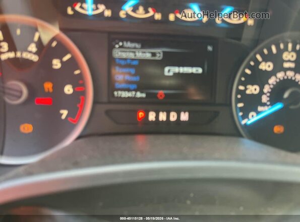 1FTEX1C52JKC68116 2018 FORD F150  Widok tylnych siedzeń