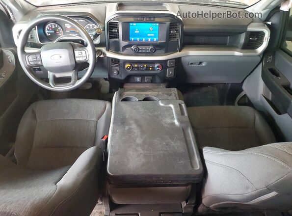 1FTEX1C58PKE40416 2023 FORD F150 Белый Вид панели приборов