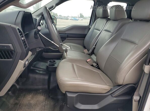 1FTEX1CB4JKF80170 2018 FORD F150 Белый Вид салона спереди