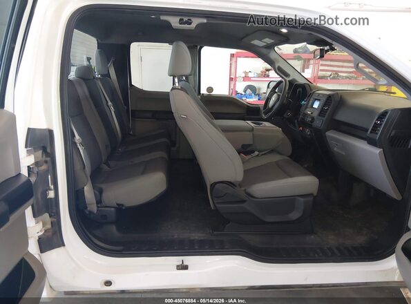 1FTEX1CB5KKD85602 2019 FORD F150 White VIN կոդի պիտակի տեսք