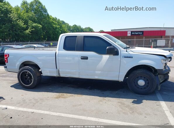 1FTEX1CB9JFE36008 2018 FORD F150 White უკანა სალონის ხედი