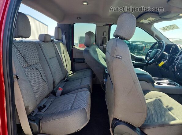 1FTEX1CP1GKE55986 2016 FORD F150 Красный Вид задних сидений