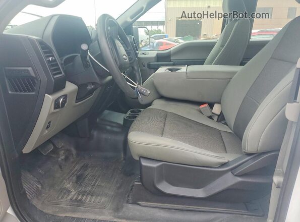 1FTEX1EB4KKC32495 2019 FORD F150 White Front interior view