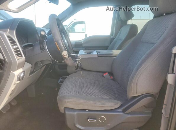1FTEX1EP9HFC46454 2017 FORD F150 Черный Вид салона спереди