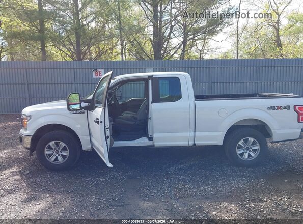 1FTEX1EPXJFA54272 2018 FORD F150 White Դիմացի տեսք