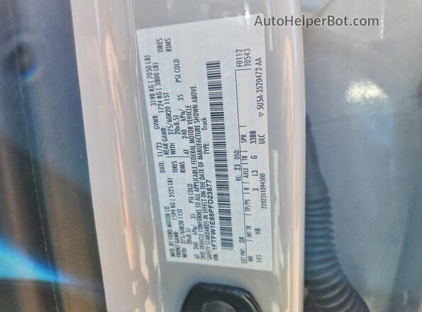 1FTFW1E88PFD23877 2023 FORD F150 Gray Vista del compartimento del motor