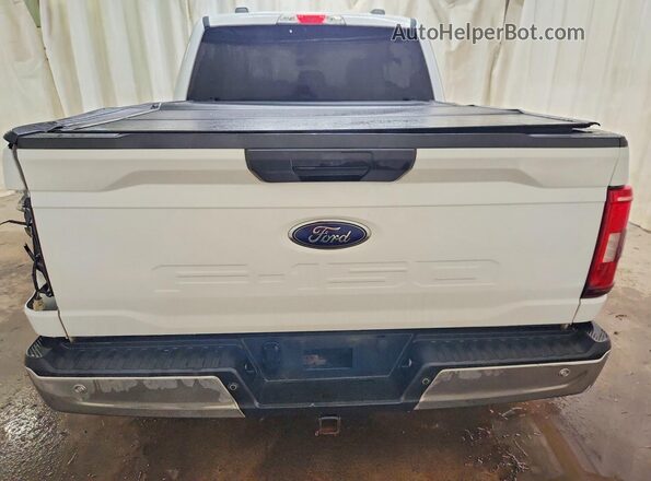 1FTFW1ED4NFB30555 2022 FORD F150 Белый Вид сзади