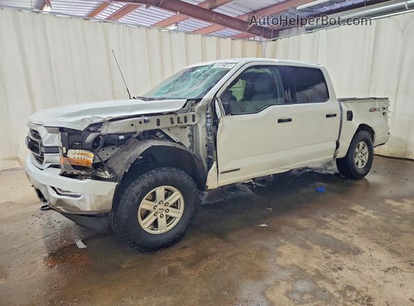 1FTFW1ED4NFB30555 2022 FORD F150 Белый Передняя левая четверть