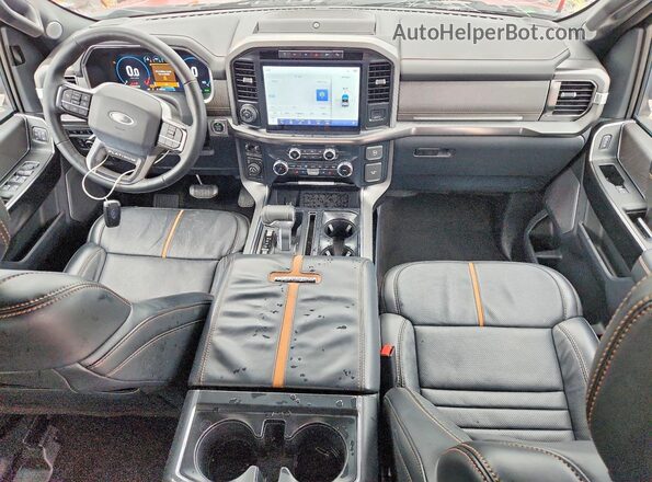 1FTFW1ED4PFA09754 2023 FORD F150 Красный Вид панели приборов