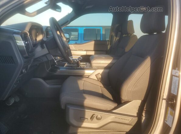 1FTFW1ED6PFD05357 2023 FORD F150 Gray Widok wnętrza z przodu