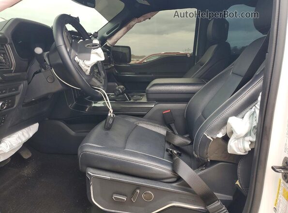 1FTFW1ED9NFB56956 2022 FORD F150 White Widok wnętrza z przodu