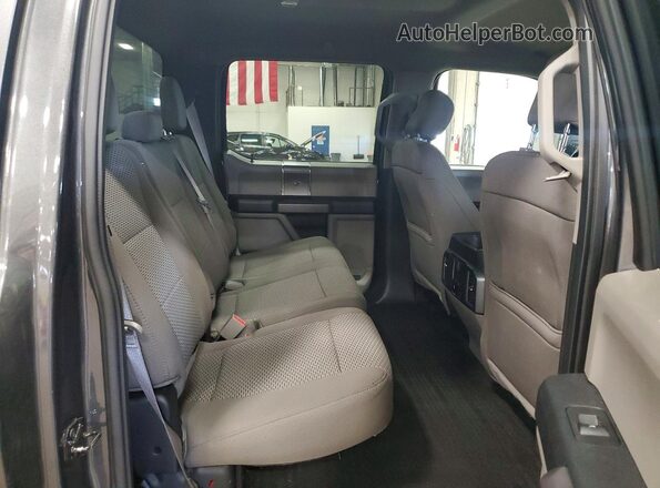 1FTFW1EG0JFD52806 2018 FORD F150 Серый Вид задних сидений