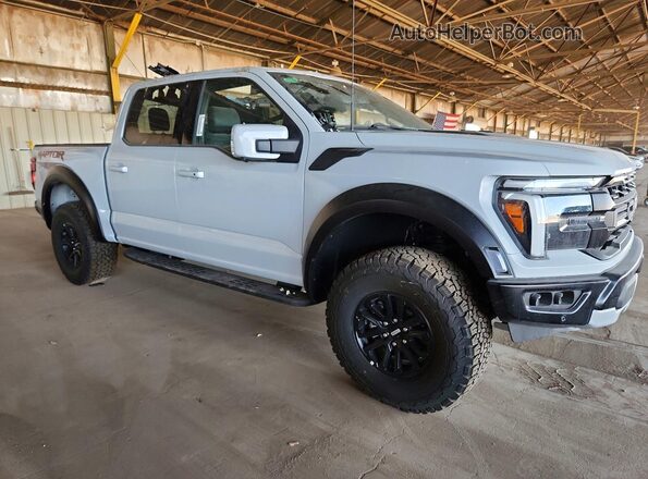 1FTFW1RG6SFC24629 2025 FORD F150 Серебряный Передняя правая четверть