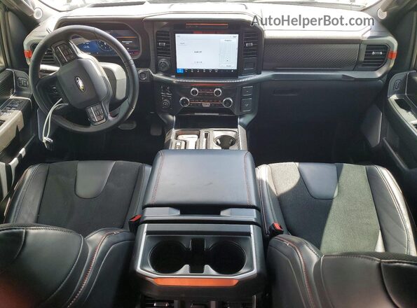 1FTFW1RG9SFA23940 2025 FORD F150 Black Dashboard view