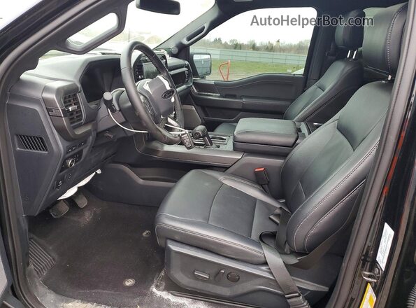 1FTFW3L83RFC20013 2024 FORD F150 Black Widok wnętrza z przodu