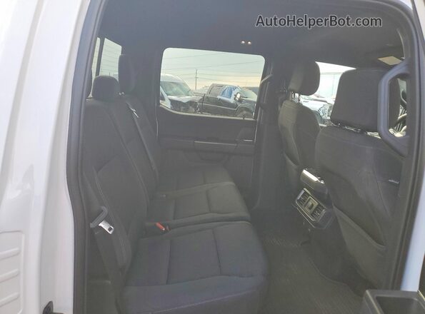 1FTFW3L89RKF80605 2024 FORD F150 Белый Вид задних сидений