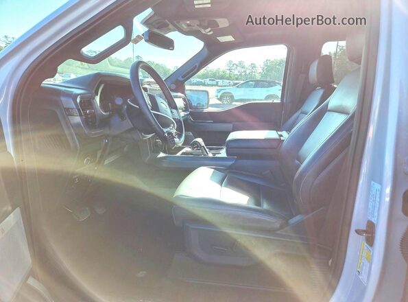1FTFW3LD4SFA29557 2025 FORD F150 Silver Widok wnętrza z przodu